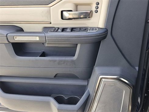 Used 2023 RAM 2500 Limited image 24