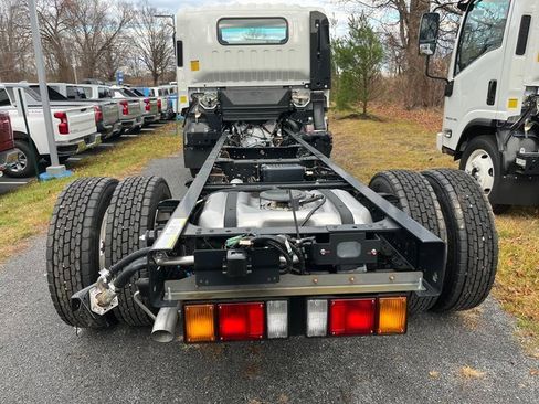 New 2024 Chevrolet Low Cab Forward image 5