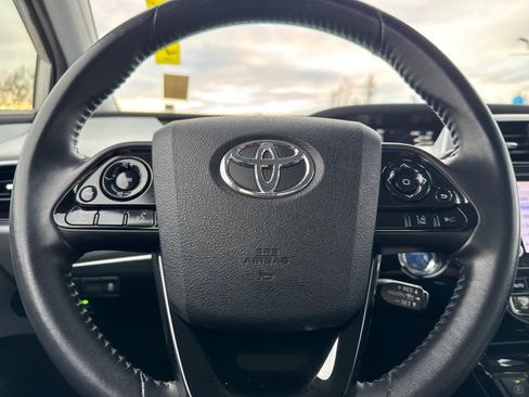 Used 2020 Toyota Prius Prime LE image 23