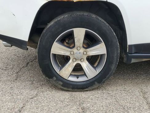 Used 2016 Jeep Compass High Altitude AWD/4WD image 5