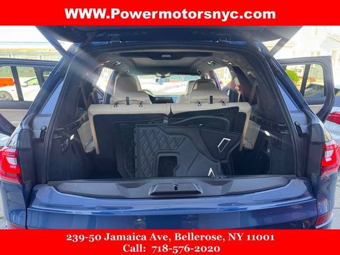 Used 2021 BMW X7 xDrive40i w/ M Sport Package AWD/4WD image 29