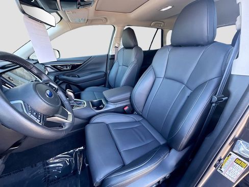 Certified 2025 Subaru Outback Limited image 20
