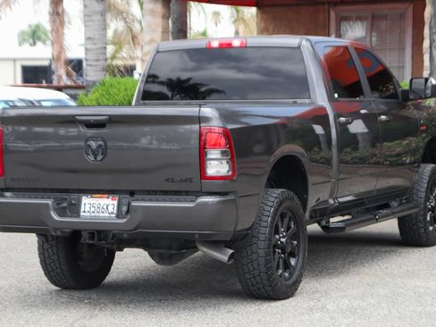 Used 2022 RAM 2500 Big Horn w/ Night Edition AWD/4WD image 12