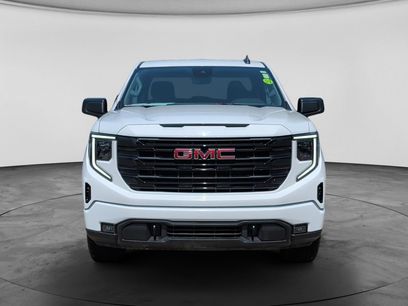 Used 2024 GMC Sierra 1500 Elevation