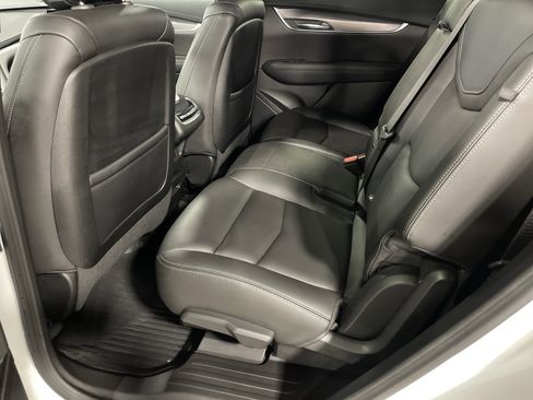Used 2024 Cadillac XT6 Luxury w/ LPO, Floor Liner Package image 12