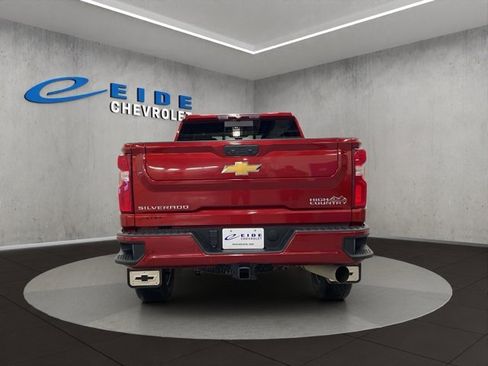 Used 2022 Chevrolet Silverado 2500 High Country w/ Safety Package II image 3