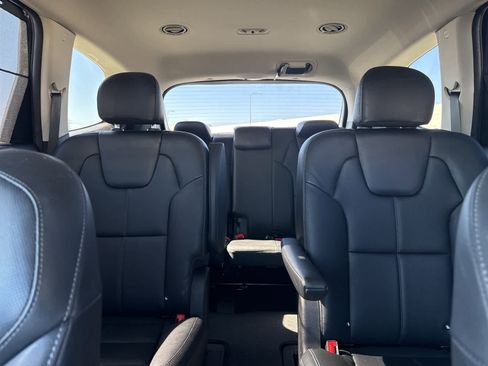 Used 2022 Kia Telluride EX w/ EX Premium Package image 20