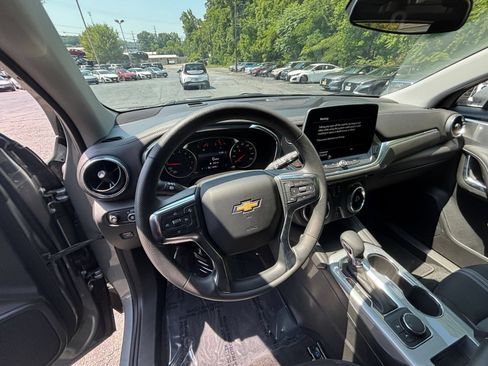 Used 2026 Chevrolet Blazer LT FWD image 31