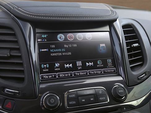 Used 2020 Chevrolet Impala Premier w/ Premier Confidence Package image 15