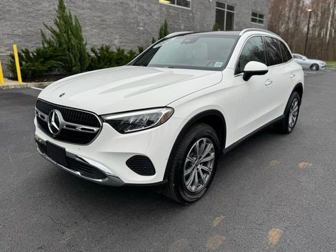 Used 2026 Mercedes-Benz GLC 300 4MATIC image 7