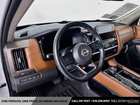 Certified 2024 Nissan Pathfinder Platinum w/ Cargo Package AWD/4WD image 9