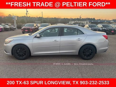 Used 2014 Chevrolet Malibu LT w/ Power Convenience Package image 4