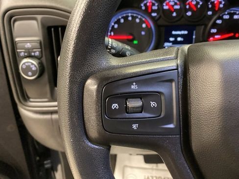 Used 2021 Chevrolet Silverado 1500 Custom image 17