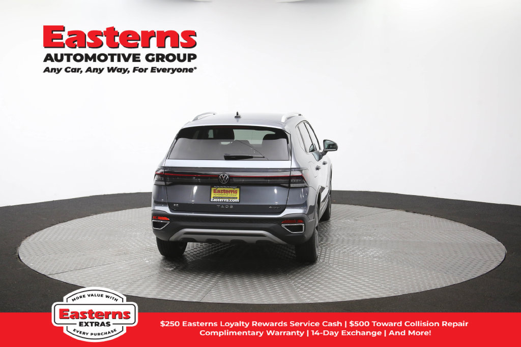 Used 2025 Volkswagen Taos SE AWD/4WD image 37