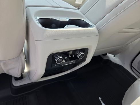 New 2026 Buick Enclave Avenir w/ Super Cruise Package FWD image 8