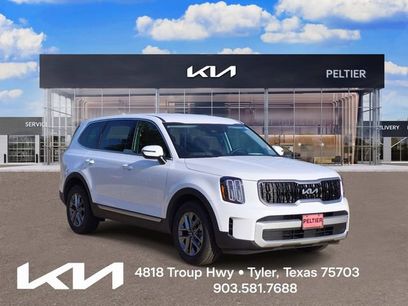 Certified 2025 Kia Telluride LX