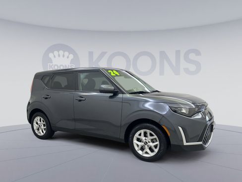 Used 2024 Kia Soul LX w/ Option Group 015 image 7