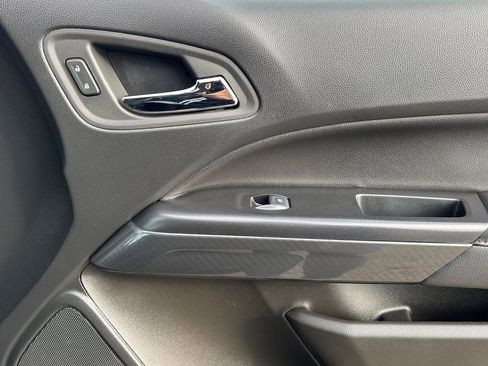 Certified 2022 GMC Canyon AT4 AWD/4WD image 19