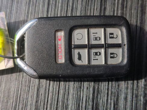 Used 2023 Honda Odyssey Elite image 34