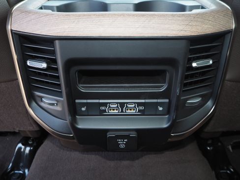 New 2025 RAM 2500 Limited image 23