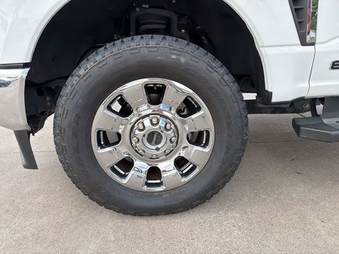Used 2024 Ford F250 Lariat w/ Chrome Package AWD/4WD image 13