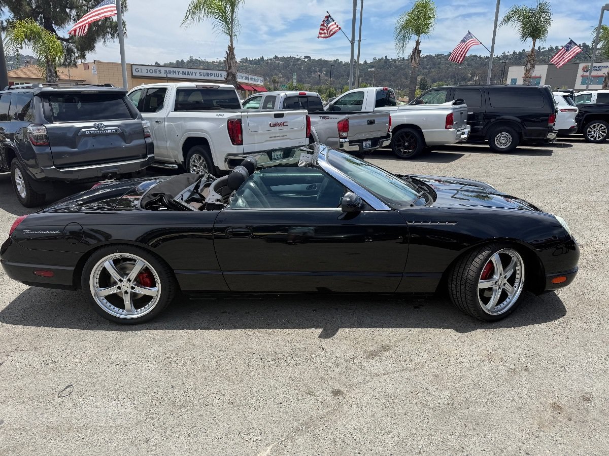 Used 2002 Ford Thunderbird RWD image 15