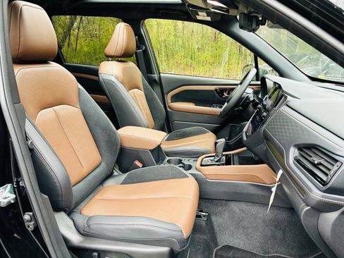 Used 2025 Subaru Forester Touring image 25