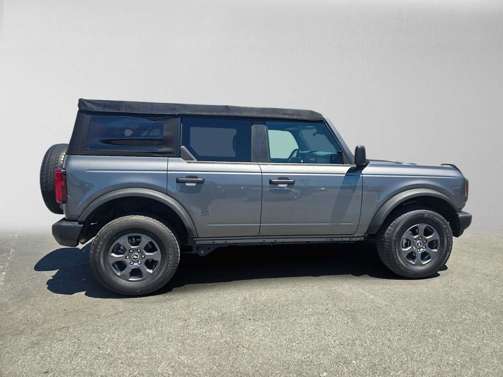 Used 2021 Ford Bronco Big Bend AWD/4WD image 2