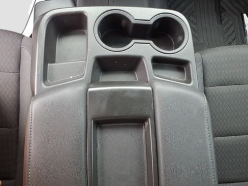 Used 2022 Chevrolet Silverado 1500 Custom Trail Boss image 24