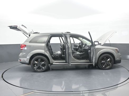 Used 2020 Dodge Journey Crossroad image 77
