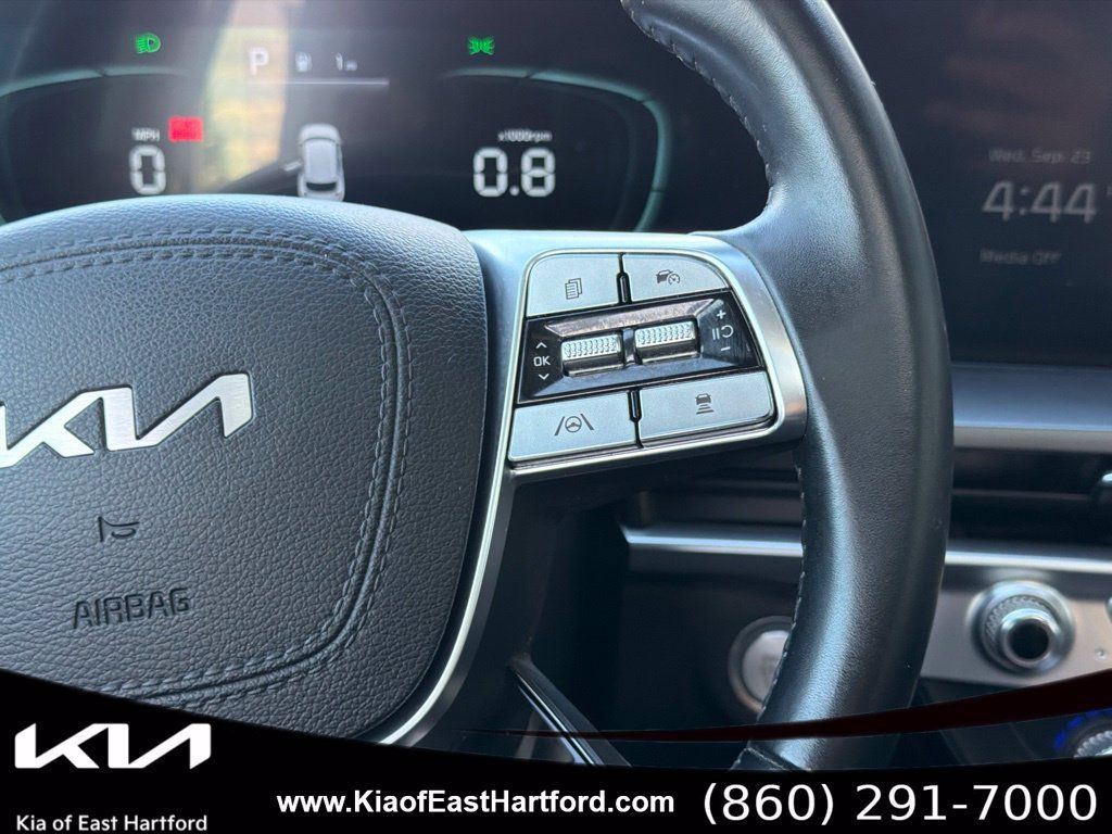 Certified 2024 Kia Telluride S w/ S Sunroof Package AWD/4WD image 26