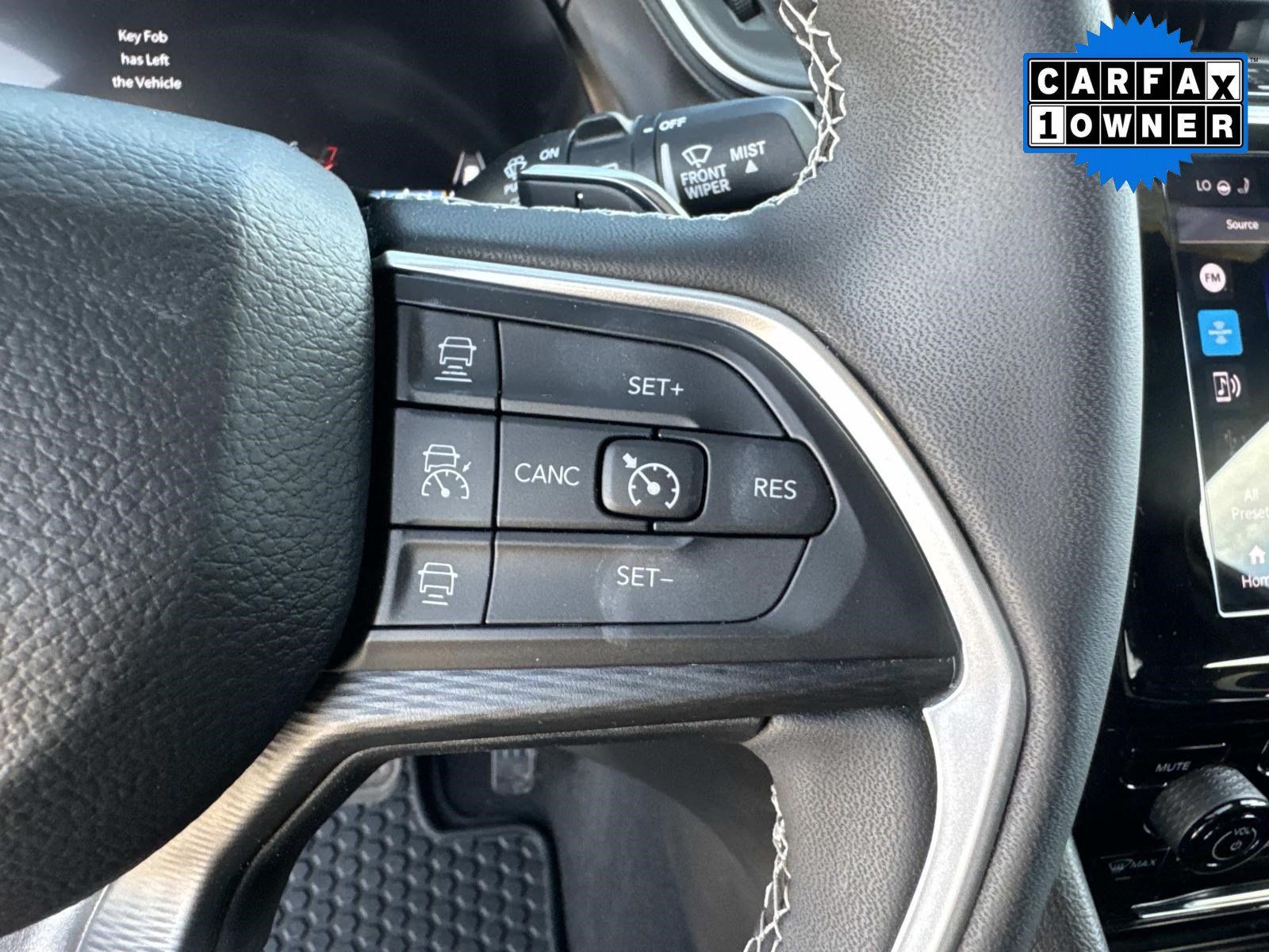 Used 2023 Jeep Grand Cherokee Altitude AWD/4WD image 32