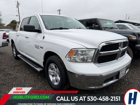 Used 2017 RAM 1500 Classic SLT image 1