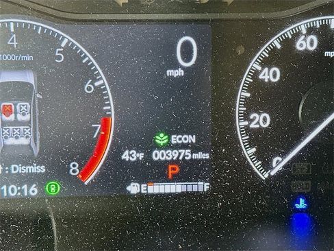 Certified 2025 Honda HR-V LX image 4