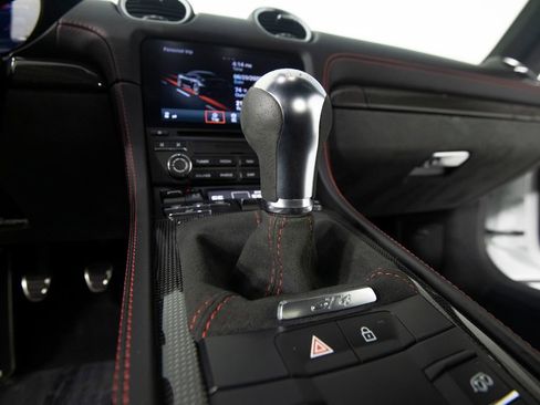 Certified 2022 Porsche 718 Cayman GT4 RWD image 31