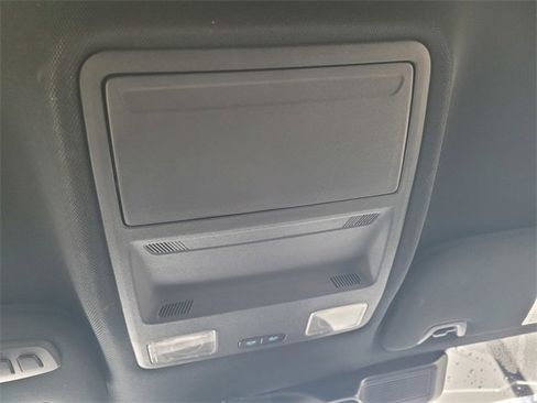 Used 2024 Ford Mustang GT Premium image 22