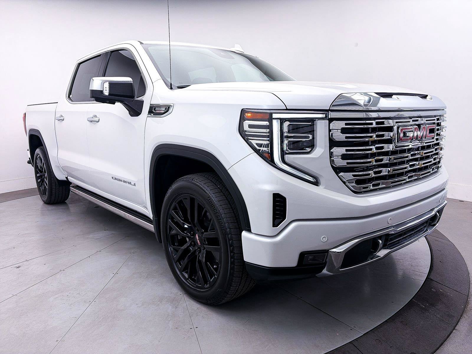 Used 2023 GMC Sierra 1500 Denali AWD/4WD image 14
