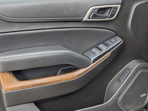 Used 2020 GMC Yukon Denali w/ Open Road Package image 17