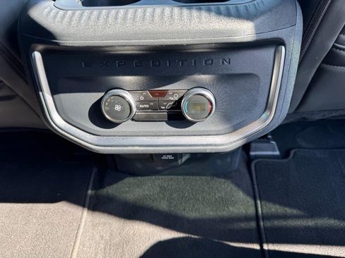 Used 2025 Ford Expedition Max Active image 17