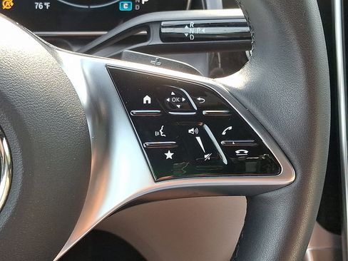 Certified 2025 Mercedes-Benz GLC 300 4MATIC image 23