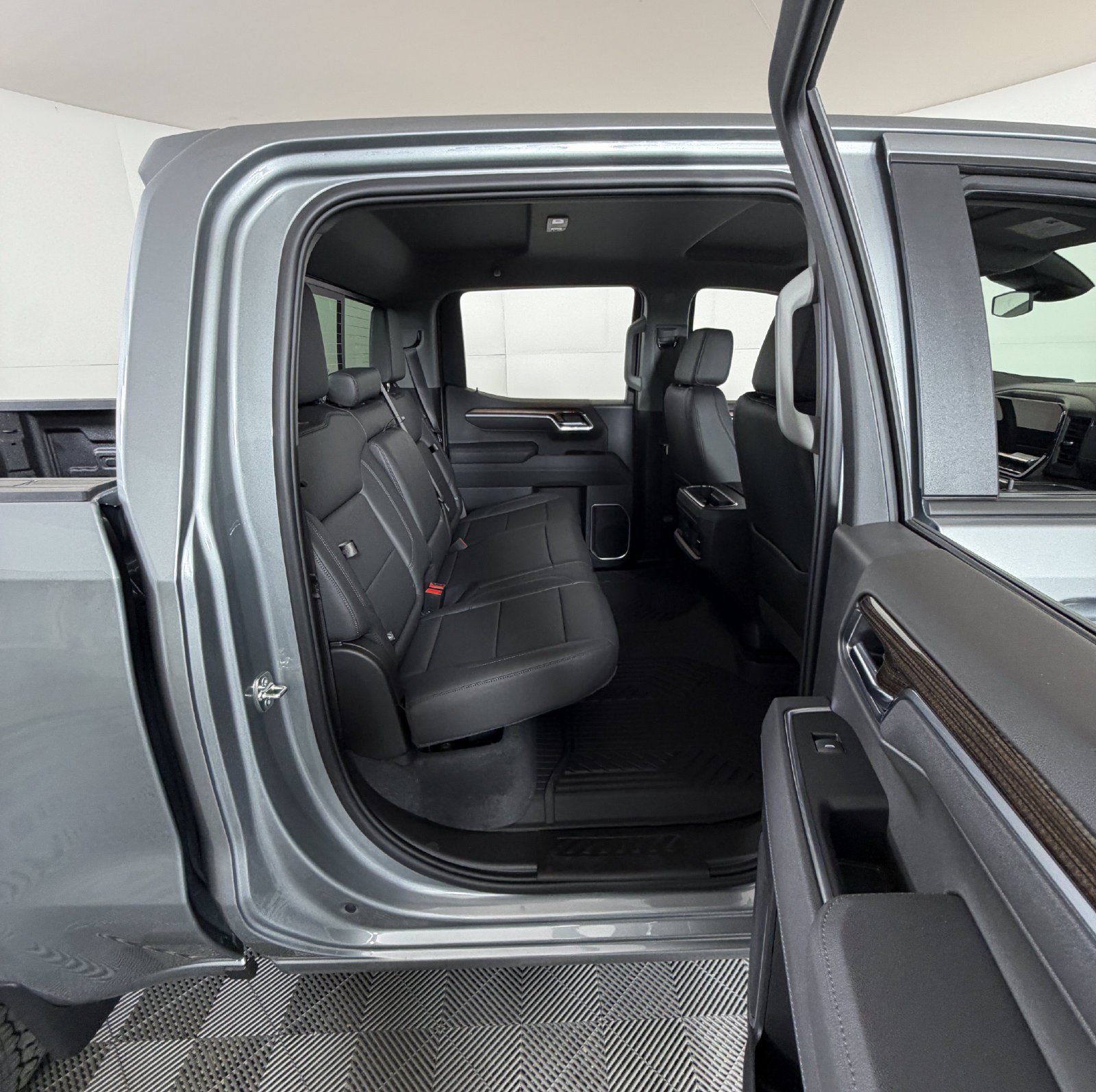 New 2026 Chevrolet Silverado 1500 RST AWD/4WD image 5