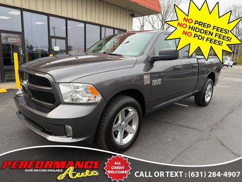 Used 2018 RAM 1500 Express w/ Express Value Package AWD/4WD image 4