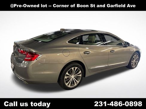 Used 2018 Buick LaCrosse Premium w/ Driver Confidence Package #2 AWD/4WD image 5