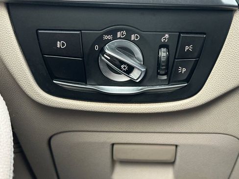 Used 2019 BMW X3 xDrive30i w/ Premium Package image 29