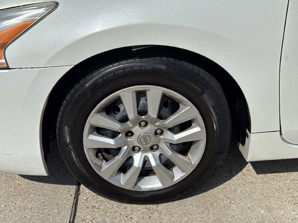 Used 2014 Nissan Altima 2.5 S FWD image 4