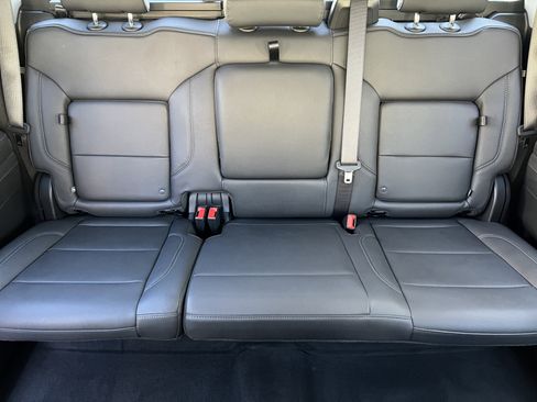 Used 2025 GMC Sierra 1500 Elevation w/ Elevation Premium Package image 14