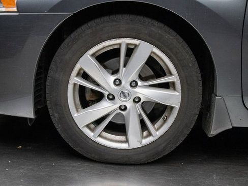 Used 2015 Nissan Altima 2.5 SV w/ Convenience Package image 8