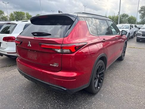 Used 2025 Mitsubishi Outlander SEL Black Edition AWD/4WD image 2