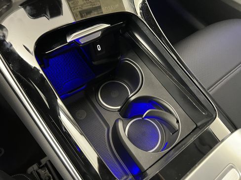 New 2025 Mercedes-Benz GLC 350e 4MATIC image 33