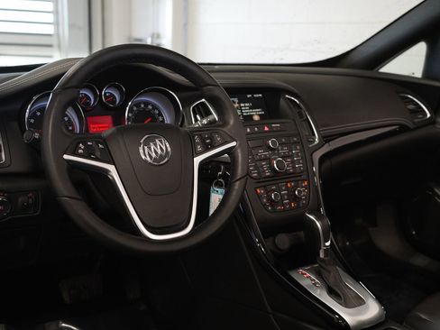 Used 2016 Buick Cascada Premium image 18